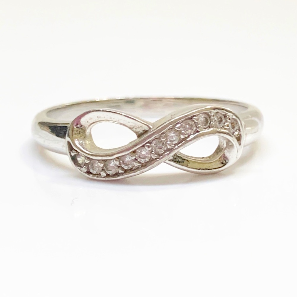 Macy’s Heart CZ Sterling Silver Infinity Ring 8
